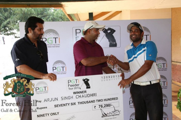 Winners Cheque for PGTI Feeder Tour 2013 at FHR